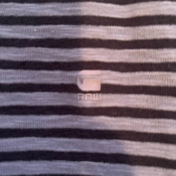 G star woman top . Size xs but fits like a small . Has stretch ! - Picture 3 of 3